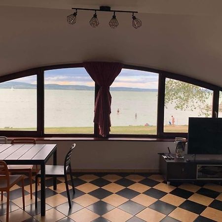 Szines Panoráma Apartman Balatonlelle Exterior foto