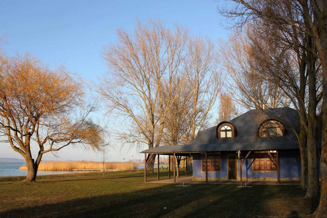 Szines Panoráma Apartman Balatonlelle Exterior foto